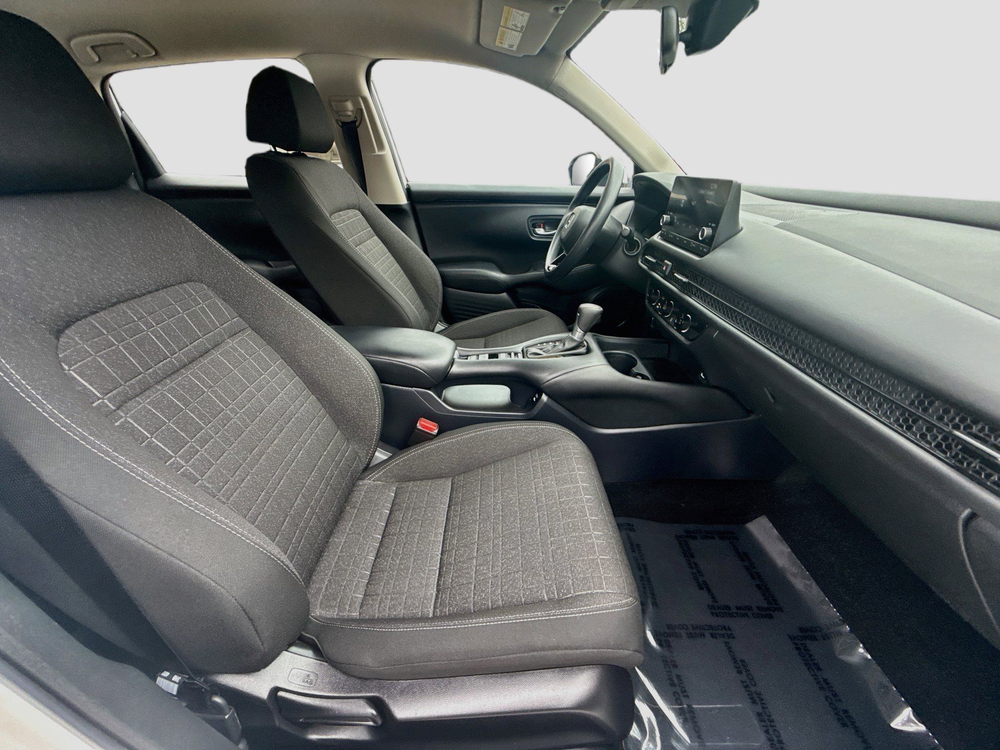 Used 2024 Honda HR-V LX image 29