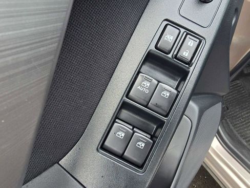 Used 2016 Subaru Forester 2.5i Premium image 24