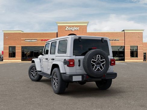 New 2025 Jeep Wrangler Sahara image 3