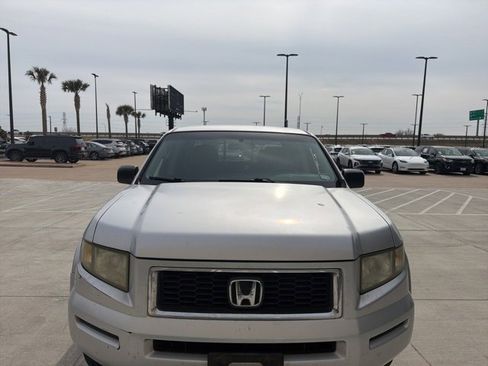 Used 2008 Honda Ridgeline RTX image 2