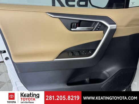 New 2025 Toyota RAV4 Limited image 13