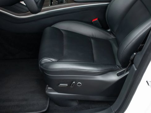 Used 2022 Tesla Model X AWD/4WD image 20