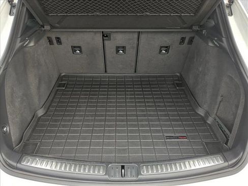 Used 2020 Porsche Macan S image 6