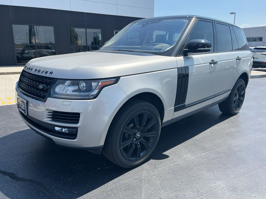 Used 2017 Land Rover Range Rover HSE AWD/4WD image 4