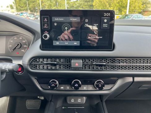 New 2026 Honda HR-V LX image 23