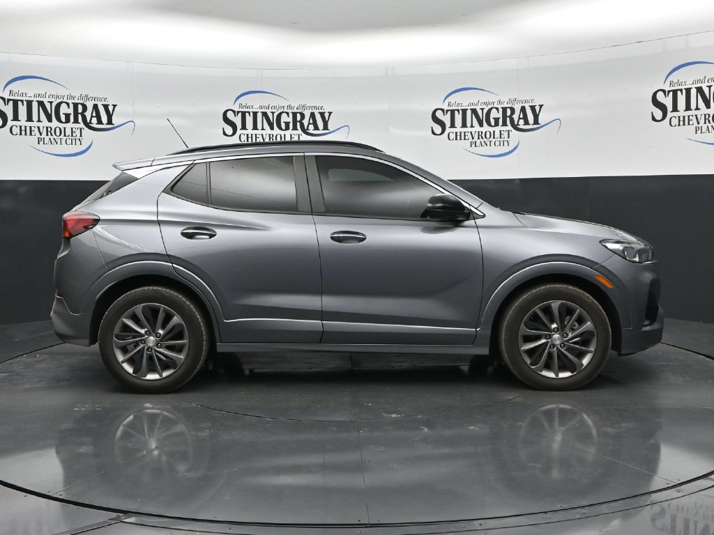 Used 2021 Buick Encore GX Select w/ Sport Touring Package FWD image 8