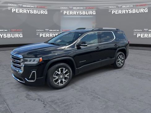 Used 2023 GMC Acadia SLE w/ Driver Convenience Package FWD image 4