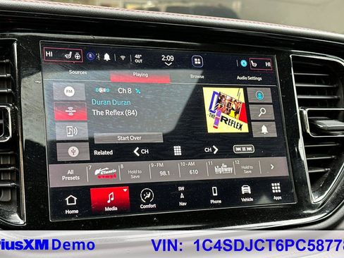 Used 2023 Dodge Durango R/T image 36