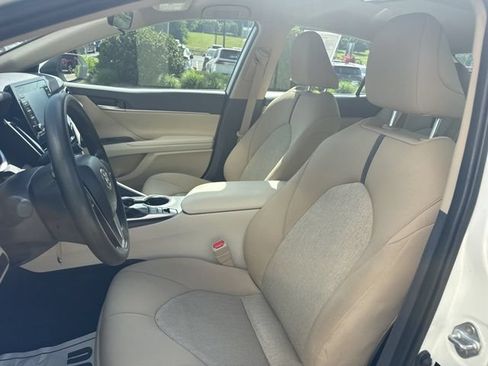 Used 2023 Toyota Camry LE AWD/4WD image 23
