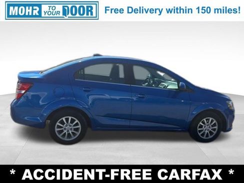 Used 2018 Chevrolet Sonic LT w/ Convenience Package FWD image 6
