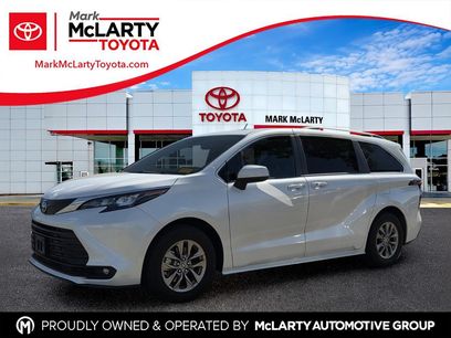 Used 2025 Toyota Sienna XLE