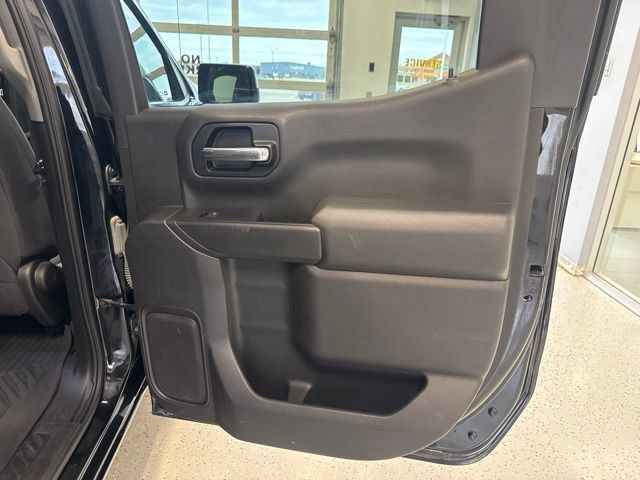 Used 2019 Chevrolet Silverado 1500 LT w/ All-Star Edition AWD/4WD image 42
