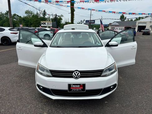 Used 2013 Volkswagen Jetta TDI FWD image 10