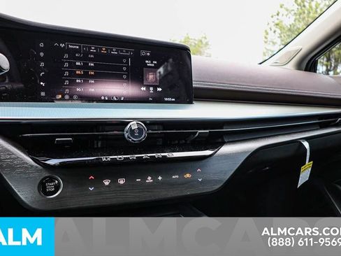 Certified 2025 Nissan Murano Platinum w/ Cargo Package image 44