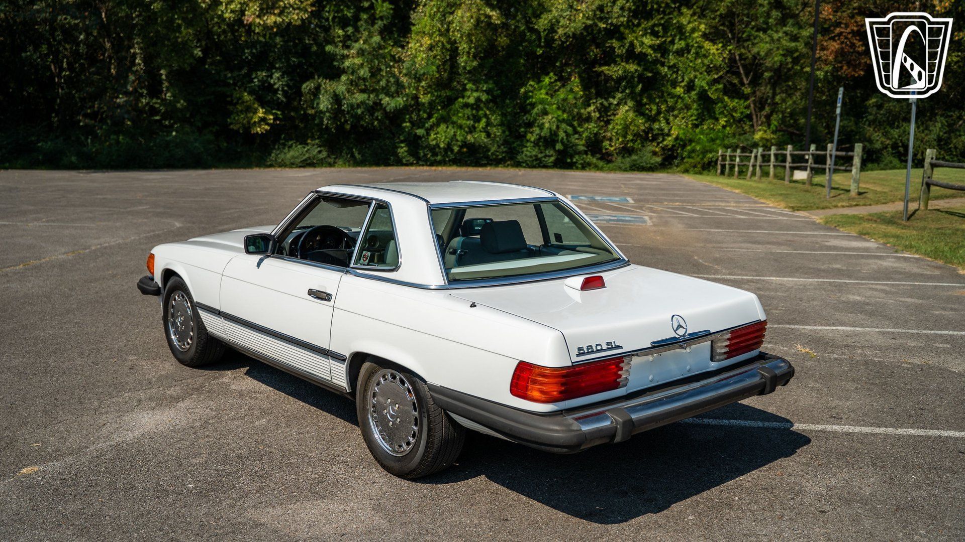 Used 1987 Mercedes-Benz 560 SL image 28