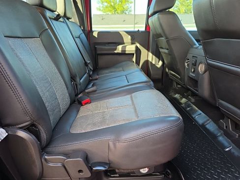 Used 2011 Ford F350 Lariat w/ Lariat Interior Pkg image 24