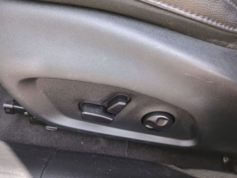 Used 2019 Jeep Compass Limited AWD/4WD image 17