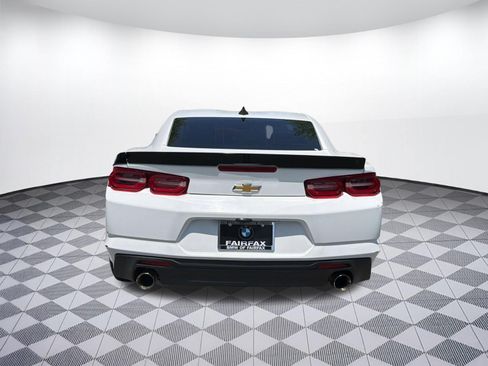 Used 2020 Chevrolet Camaro LT RWD image 10