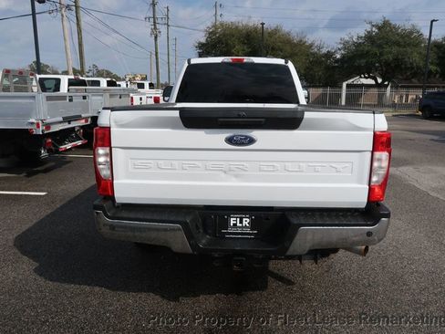 Used 2021 Ford F250 XL w/ Power Equipment Group image 4