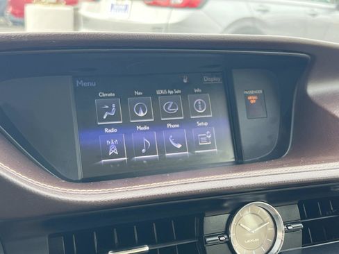 Used 2016 Lexus ES 300h Hybrid image 13