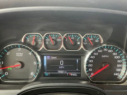 Used 2017 Chevrolet Silverado 1500 LT w/ All Star Edition AWD/4WD image 4