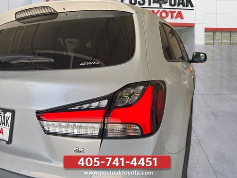 Used 2023 Mitsubishi Outlander Sport LE AWD/4WD image 14