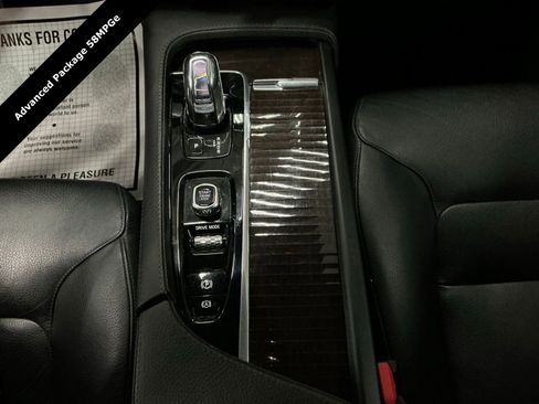Used 2019 Volvo XC90 T8 Momentum w/ Advanced Package image 28