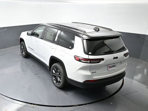 New 2025 Jeep Grand Cherokee L Limited w/ Trailer Tow Package image 44