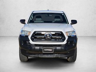 Used 2016 Toyota Tacoma SR video 2