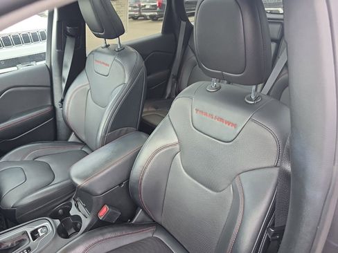 Certified 2022 Jeep Cherokee Trailhawk w/ Sun, Sound & Nav Group image 15