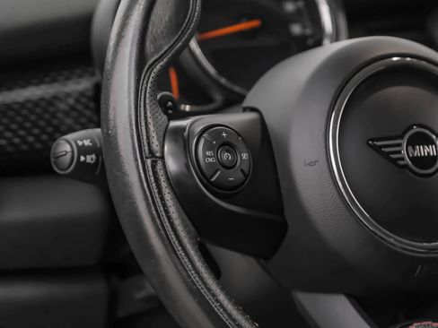 Used 2020 MINI Cooper S image 11