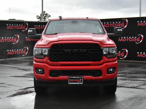 Used 2024 RAM 2500 Big Horn w/ Night Edition AWD/4WD image 2