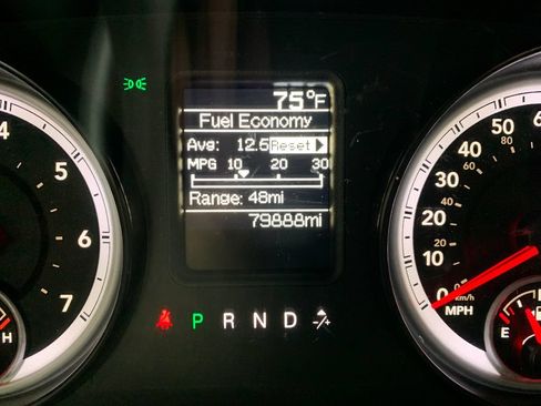 Used 2016 RAM 1500 ST w/ SXT Appearance Group AWD/4WD image 30