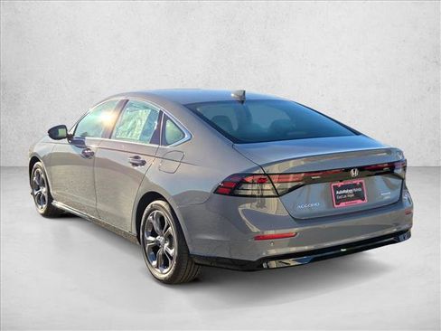 New 2025 Honda Accord EX-L image 9
