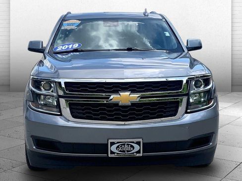 Used 2019 Chevrolet Tahoe LT AWD/4WD image 2
