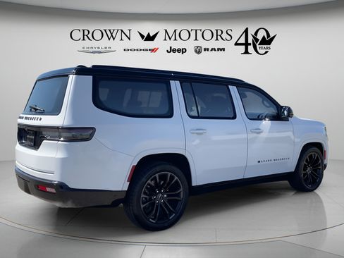 Used 2023 Jeep Grand Wagoneer Series II w/ Quick Order Packagew 28T AWD/4WD image 5