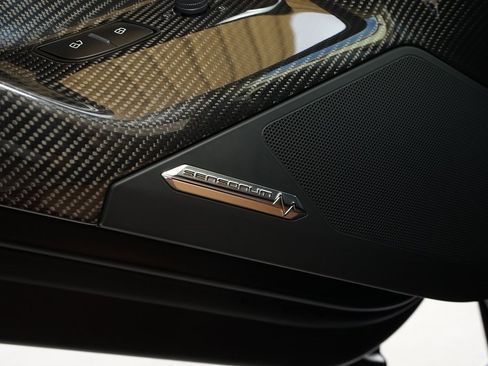 Used 2021 Lamborghini Aventador SVJ image 22