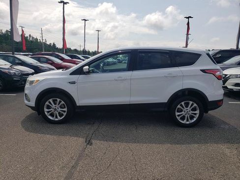 Used 2017 Ford Escape SE AWD/4WD image 7