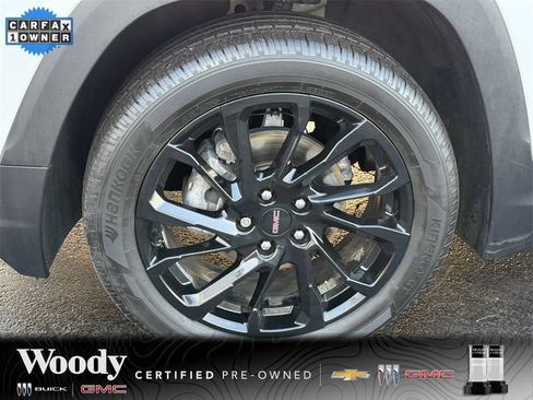 Certified 2023 GMC Terrain SLE w/ Driver Convenience Package image 11