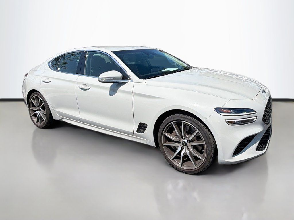 Used 2026 Genesis G70 2.5T RWD image 3