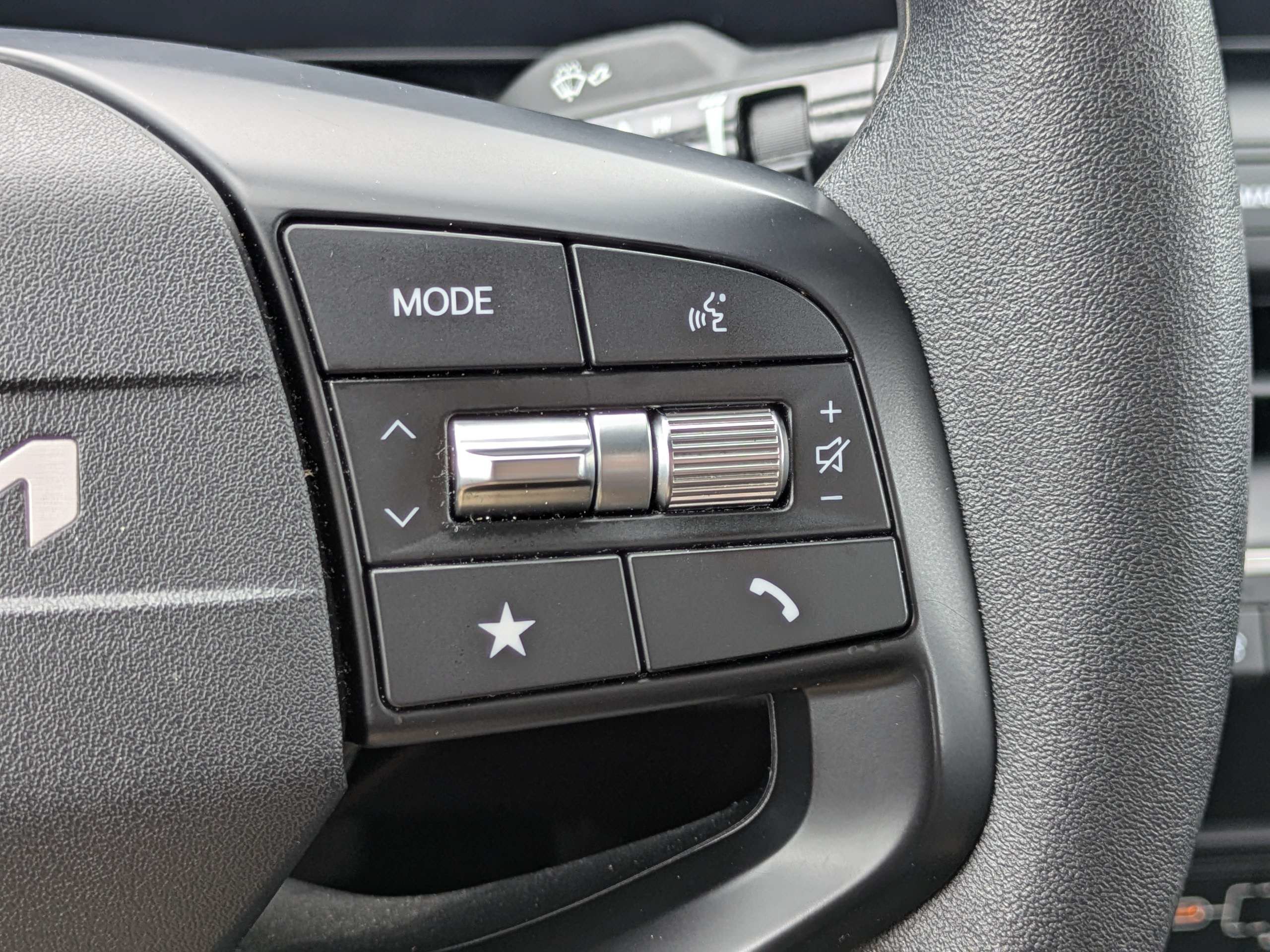 Certified 2025 Kia K4 FWD image 22
