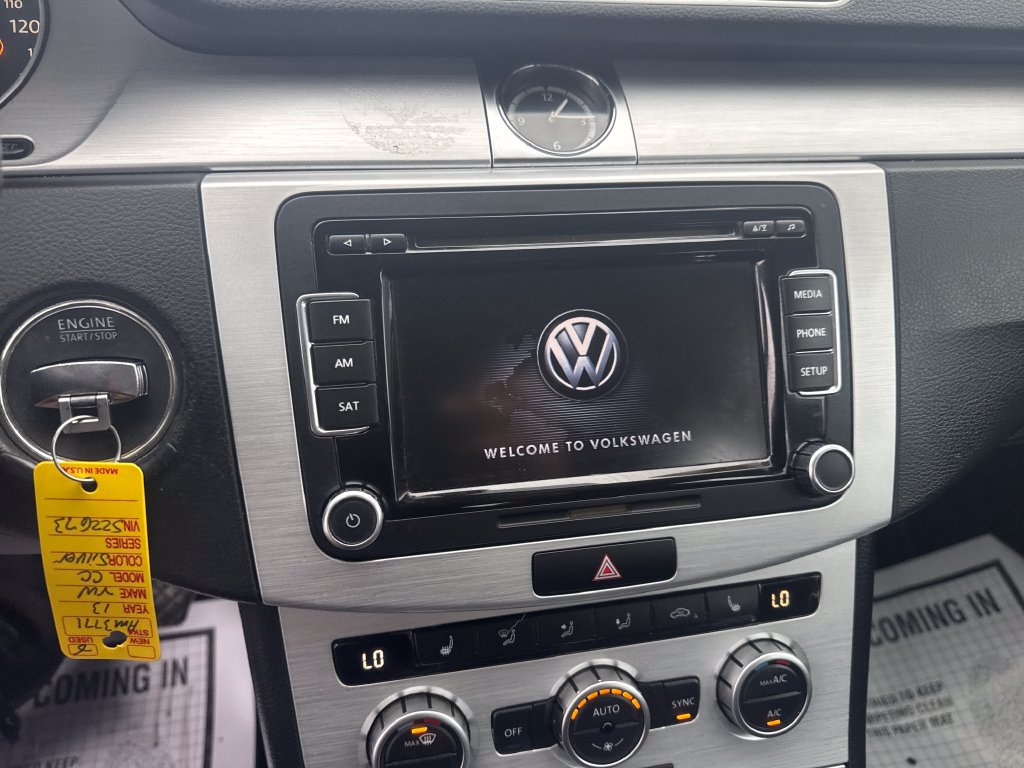 Used 2013 Volkswagen CC Sport FWD image 19