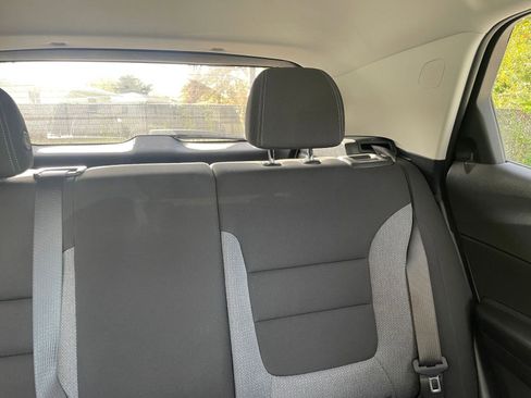 Used 2025 Chevrolet TrailBlazer LT image 35