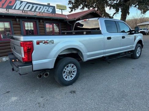Used 2019 Ford F250 XLT w/ XLT Value Package image 23