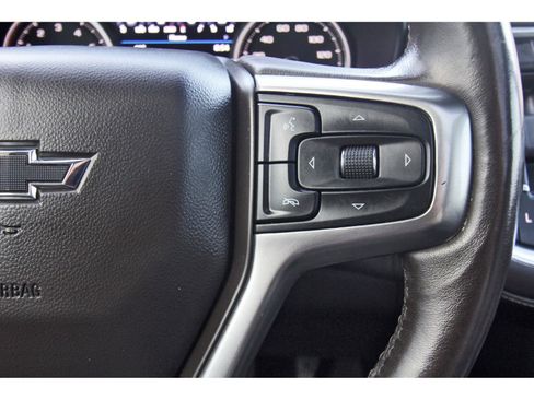 Used 2021 Chevrolet Suburban Z71 w/ Z71 Off-Road Package image 22
