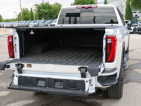 Used 2025 GMC Sierra 2500 Denali Ultimate AWD/4WD image 10