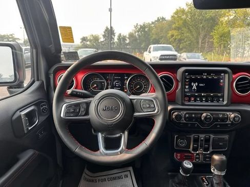 Used 2023 Jeep Gladiator Rubicon w/ Cold Weather Group AWD/4WD image 21