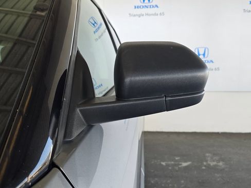 Used 2023 Ford Explorer 2WD image 26