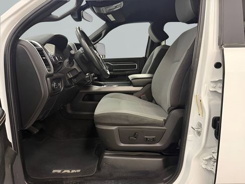 Used 2024 RAM 2500 Big Horn w/ Off Road Package image 16