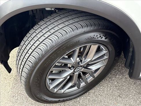 Used 2024 Nissan Rogue S image 24